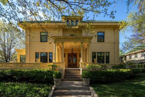 1005 Mount Curve Avenue Minneapolis MN 55403