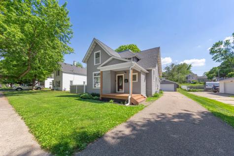 727 Division Street W Faribault MN 55021