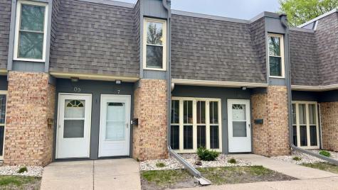 807 23rd Avenue S Moorhead MN 56560