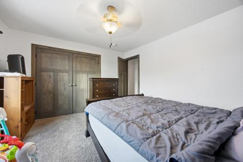 213 5th Street NW Gwinner ND 58040