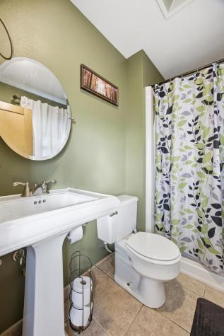 213 5th Street NW Gwinner ND 58040