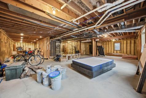 213 5th Street NW Gwinner ND 58040