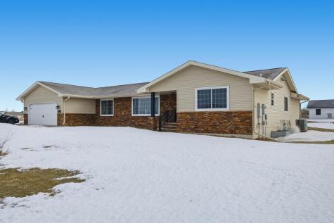 213 5th Street NW Gwinner ND 58040