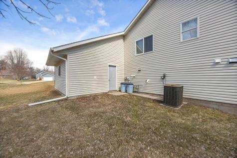 670 6th Street SE Cokato MN 55321