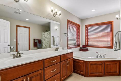 9441 Glacier Road Minnetrista MN 55375