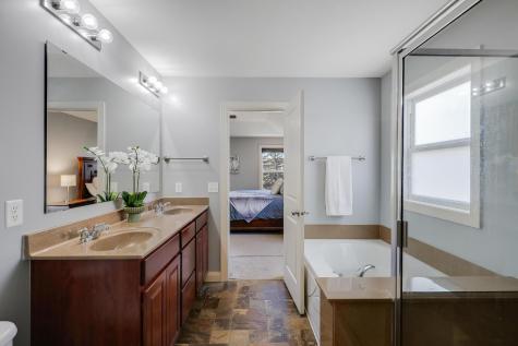 1836 Spring Creek Drive Carver MN 55315