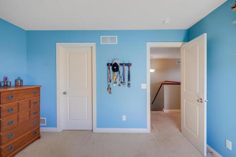 1836 Spring Creek Drive Carver MN 55315