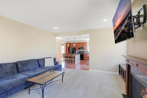 1836 Spring Creek Drive Carver MN 55315