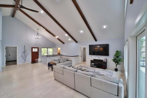 2147 Summit Drive Cushing MN 56443
