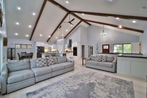 2147 Summit Drive Cushing MN 56443