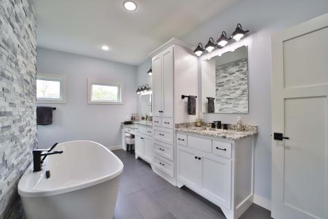 2147 Summit Drive Cushing MN 56443