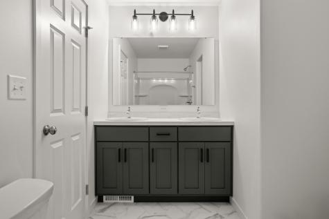 6732 32nd Street S Fargo ND 58104