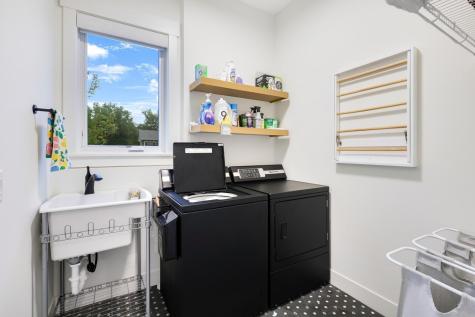 4951 Parkside Circle Eagan MN 55123