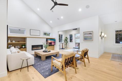 4951 Parkside Circle Eagan MN 55123