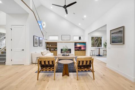 4951 Parkside Circle Eagan MN 55123