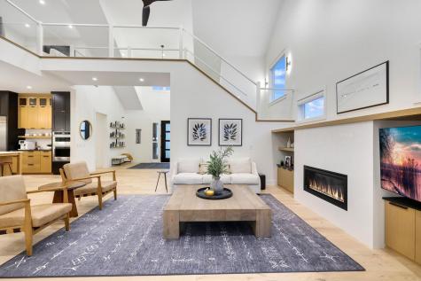 4951 Parkside Circle Eagan MN 55123