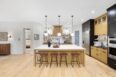 4951 Parkside Circle Eagan MN 55123