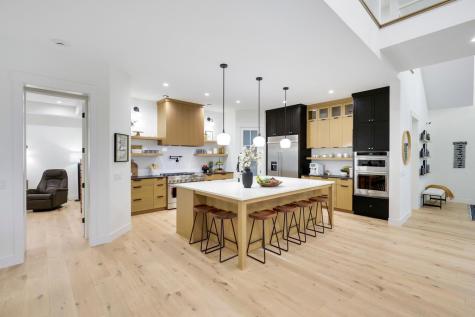 4951 Parkside Circle Eagan MN 55123