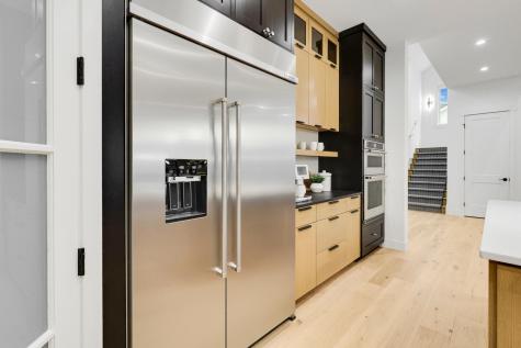 4951 Parkside Circle Eagan MN 55123