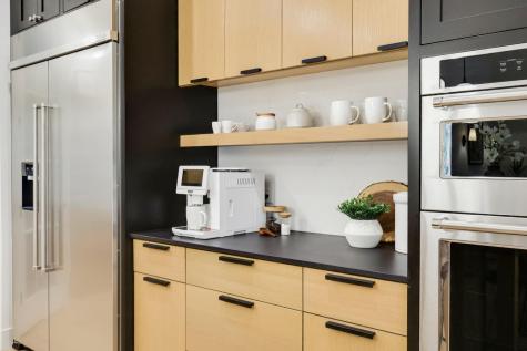 4951 Parkside Circle Eagan MN 55123