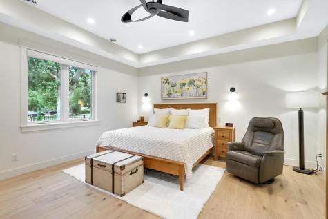 4951 Parkside Circle Eagan MN 55123