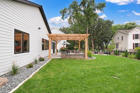 4951 Parkside Circle Eagan MN 55123