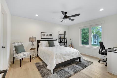 4951 Parkside Circle Eagan MN 55123