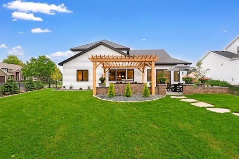 4951 Parkside Circle Eagan MN 55123