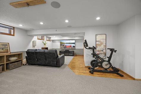 604 Thoreau Drive Burnsville MN 55337