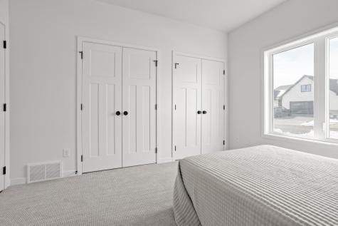 4821 Bluebell Loop S Fargo ND 58104