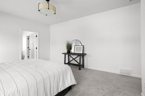 4821 Bluebell Loop S Fargo ND 58104