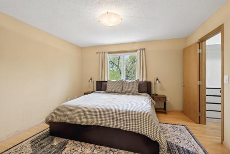 12058 Quay Street NW Coon Rapids MN 55433