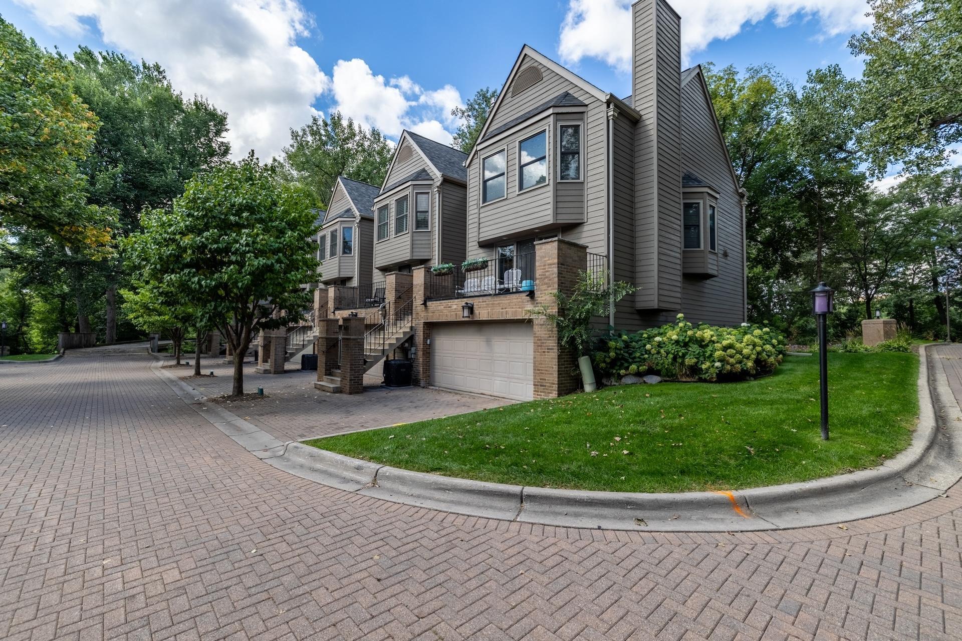 1641 Cedar Lake Parkway Minneapolis MN 55416