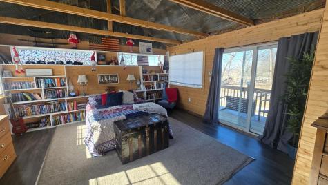 28143 N Island Circle Hollandale MN 56045