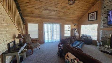 28143 N Island Circle Hollandale MN 56045