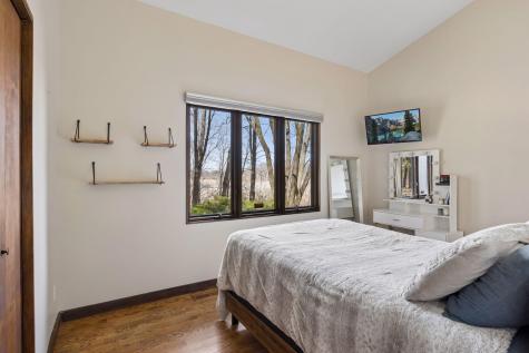 12 S Long Lake Trail North Oaks MN 55127