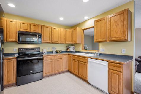 208 Cherrywood Avenue NW Saint Michael MN 55376