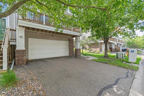 208 Christenson Way NE Fridley MN 55432