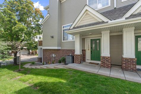 208 Christenson Way NE Fridley MN 55432