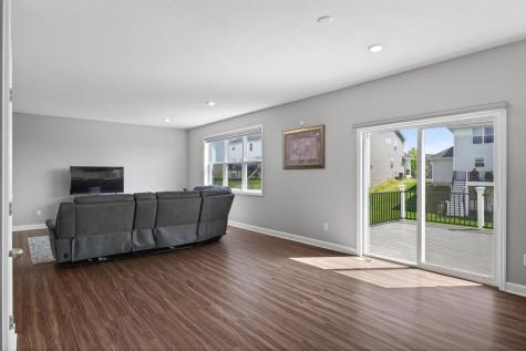 1559 Edgebrook Lane Carver MN 55315