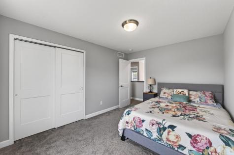 1559 Edgebrook Lane Carver MN 55315