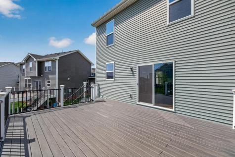 1559 Edgebrook Lane Carver MN 55315