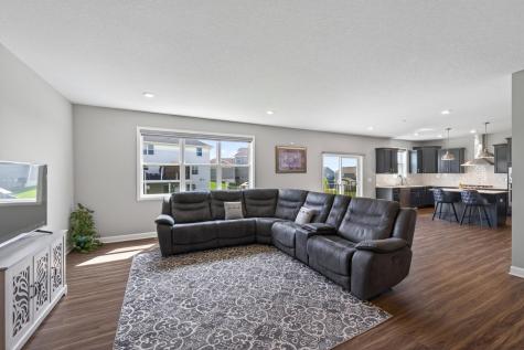 1559 Edgebrook Lane Carver MN 55315