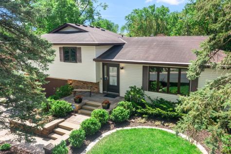 9117 34 1/2 Avenue N New Hope MN 55427