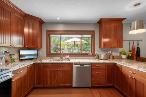 9117 34 1/2 Avenue N New Hope MN 55427