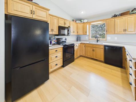 2646 Lois Lane SE Alexandria MN 56308