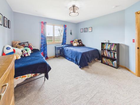 2646 Lois Lane SE Alexandria MN 56308