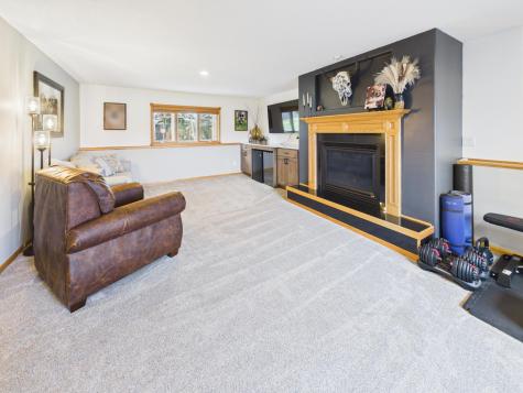 2646 Lois Lane SE Alexandria MN 56308