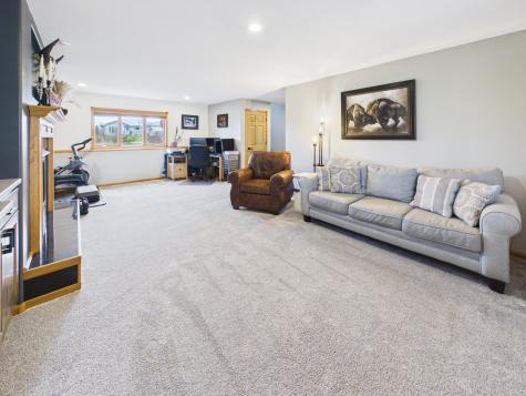 2646 Lois Lane SE Alexandria MN 56308