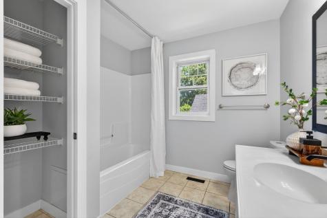2525 James Avenue N Minneapolis MN 55411